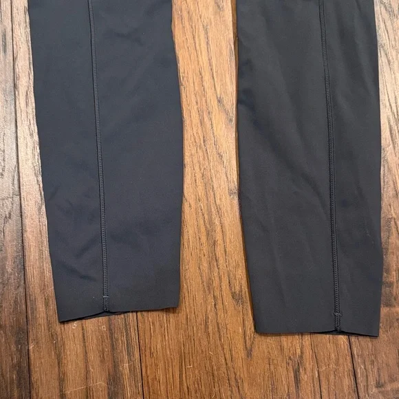 Greenish/Gray Lululemon Leggings - Picture 3 of 3